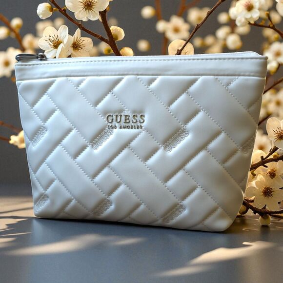 NWT Guess Kelce Travel Cosmetic Bag Cream Color Makeup Toiletry Pouch Organizer - Picture 5 of 11